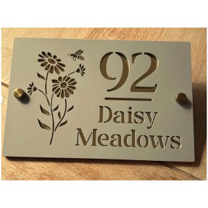 Daisy & Bee Flower/Floral House Sign